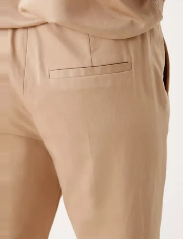 Pantaloni s.Oliver, crem Crem