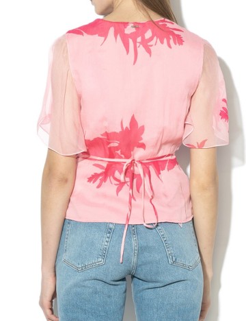 Camasa Guess, roz