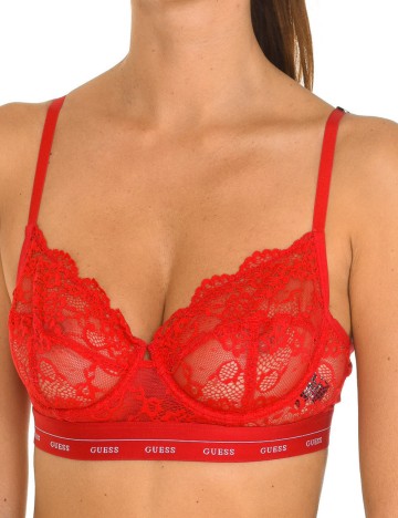 
						Sutien Guess, rosu