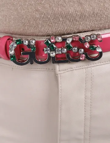 Curea Guess, roz