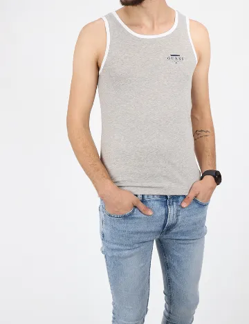 Maiou Guess, gri