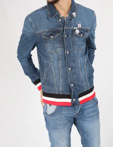 Jacheta Guess, bleumarin