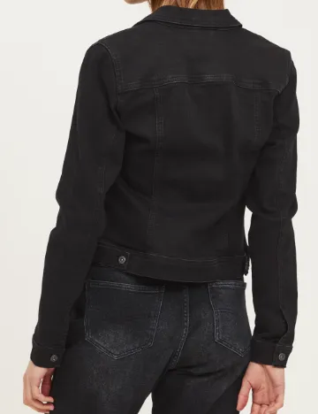 Jacheta Pulz, negru