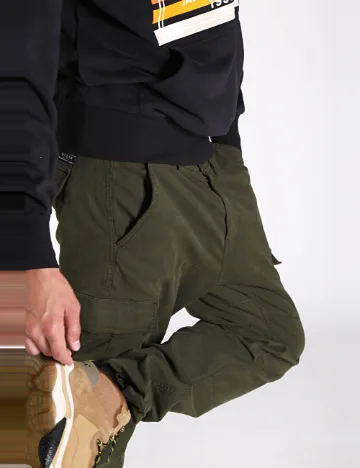 Pantaloni Guess, verde