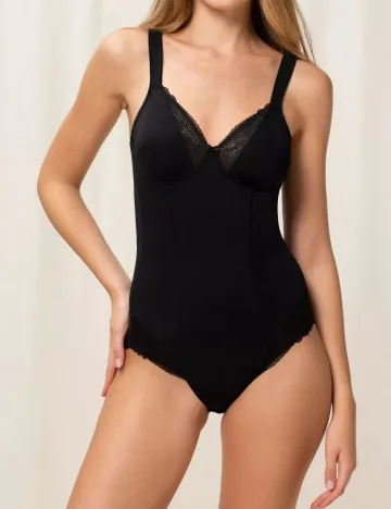 Body Triumph, negru Negru