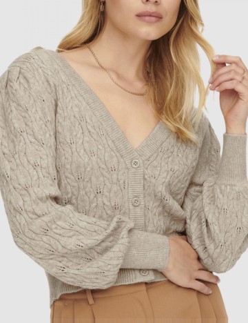 
						Cardigan Only, maro
