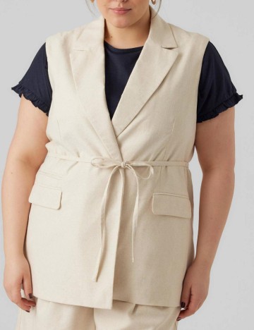 
						Vesta Vero Moda Curve, crem