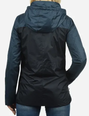 Jacheta Blendshe, negru