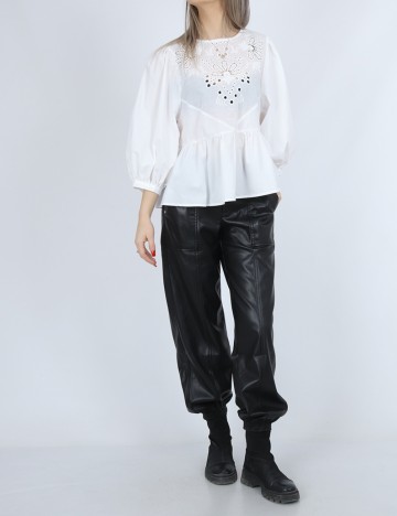 
						Bluza Only, alb