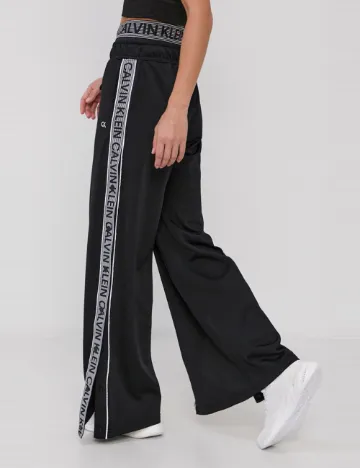Pantaloni Calvin Klein, negru