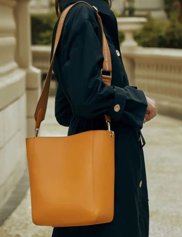 Geanta Victoria Hyde London, maro