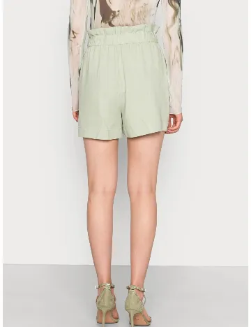 Pantaloni scurti Vero Moda, verde