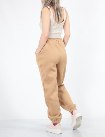 Pantaloni SHEIN, maro