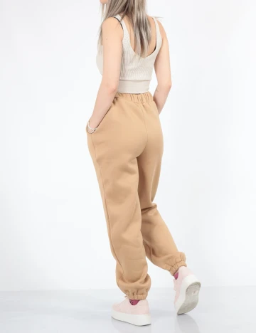 Pantaloni SHEIN, maro Maro