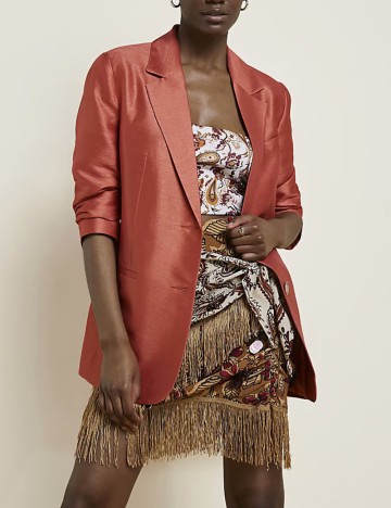 Sacou River Island, caramiziu