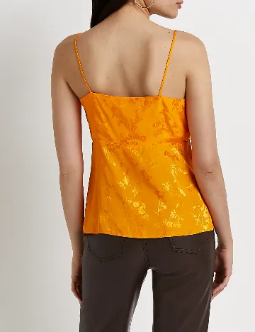 Maiou River Island, 100