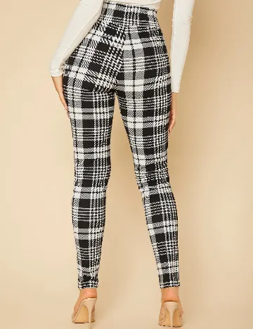 Pantaloni SHEIN, negru