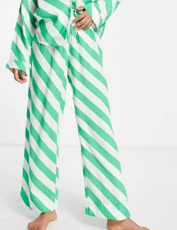 Pantaloni de pijama ASOS, alb/verde Verde