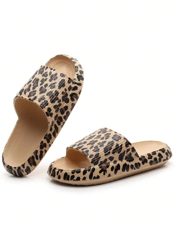 Slapi SHEIN, animal print Animal print