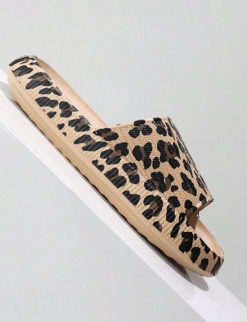 Slapi SHEIN, animal print