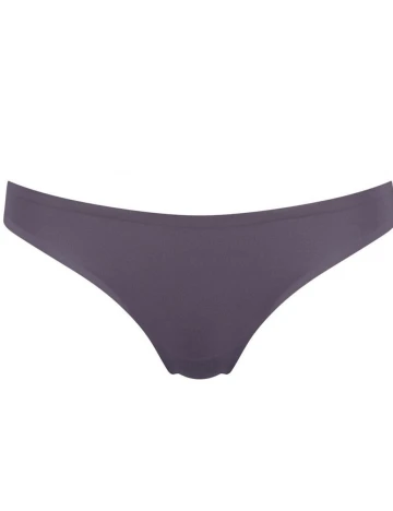 Chilot Tanga Triumph, mov Mov