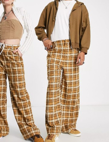 Pantaloni Reclaimed Vintage, maro