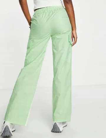 Pantaloni ASOS, verdev Verde