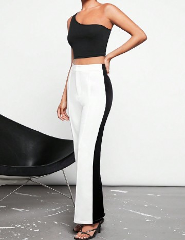 Pantaloni SHEIN, alb/negru