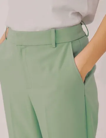 Pantaloni Culture, verde Verde