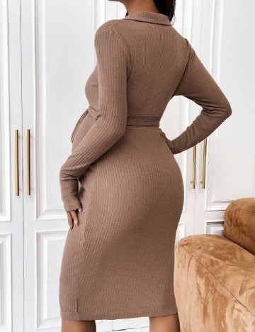 Rochie medie SHEIN Maternity, maro