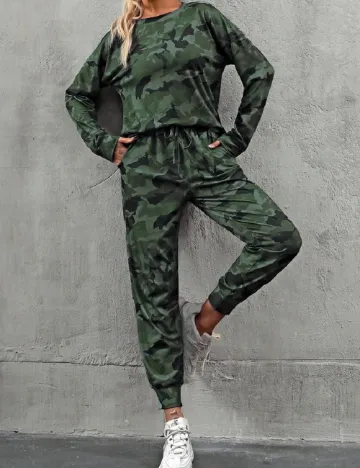 Compleu SHEIN, army Verde