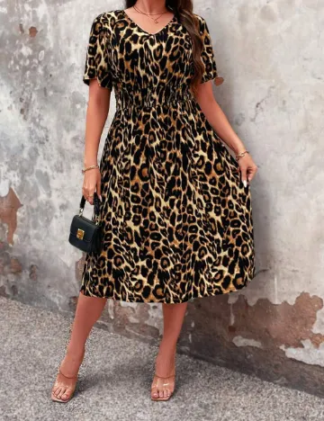 Rochie medie SHEIN CURVE, animal print