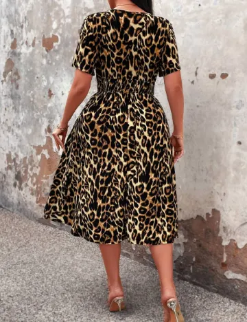 Rochie medie SHEIN CURVE, animal print