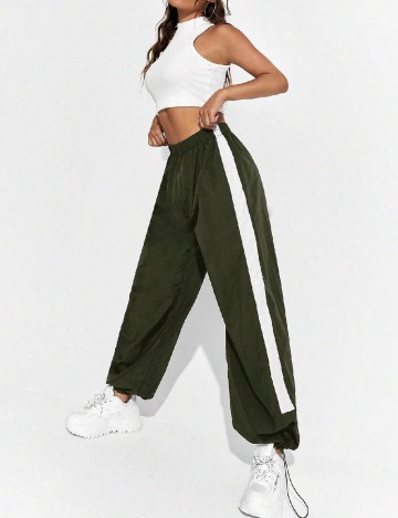 Pantaloni SHEIN, verde