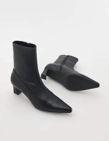 Botine Reserved, negru Negru