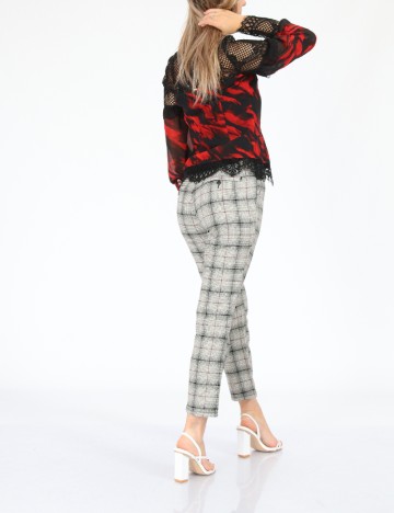 Pantaloni American Eagle, mix culori