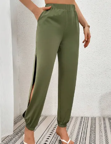 Pantaloni SHEIN, verde Verde