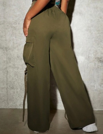 Pantaloni SHEIN, verde