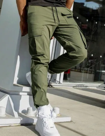 Pantaloni SHEIN, verde Verde