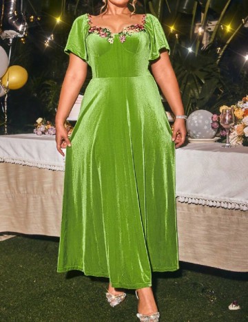 Rochie lunga Glamaker Plus Size, verde