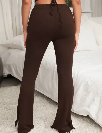 Pantaloni SHEIN, maro Maro