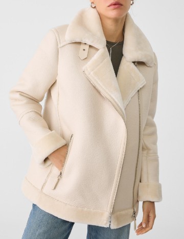 Geaca Stradivarius, crem