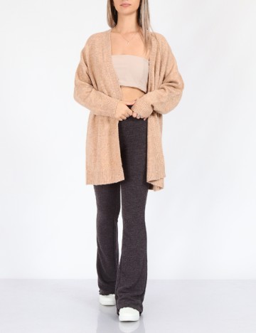 Cardigan American Eagle, maro