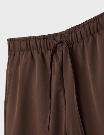 Pantaloni Stradivarius, maro