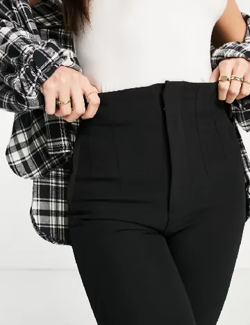 Pantaloni Stradivarius, negru Negru