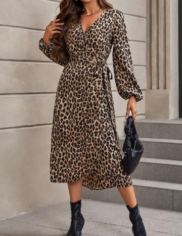 Rochie medie SHEIN, animal print