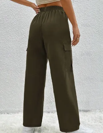 Pantaloni SHEIN, verde Verde