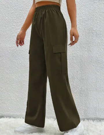 Pantaloni SHEIN, verde Verde