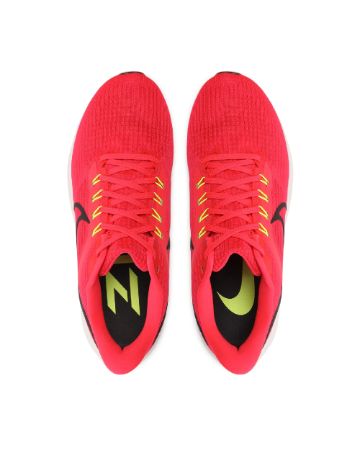 Adidasi Nike, rosu