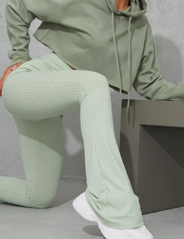 Pantaloni Cotton On, verde